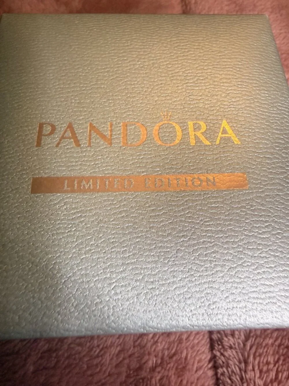 Pandora Limited Edition Unique Snowflake Bangle USB796617 /